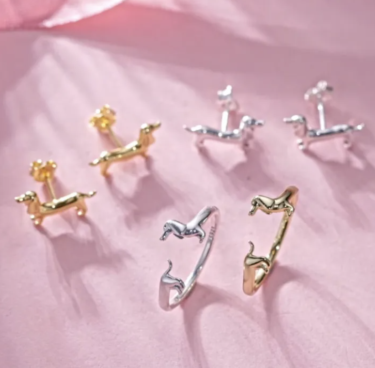 PawHug™ Dachshund Wrap Ring